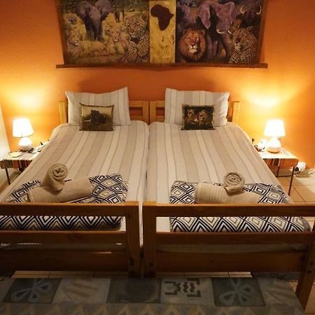Okahandja Guesthouse Екстер'єр фото