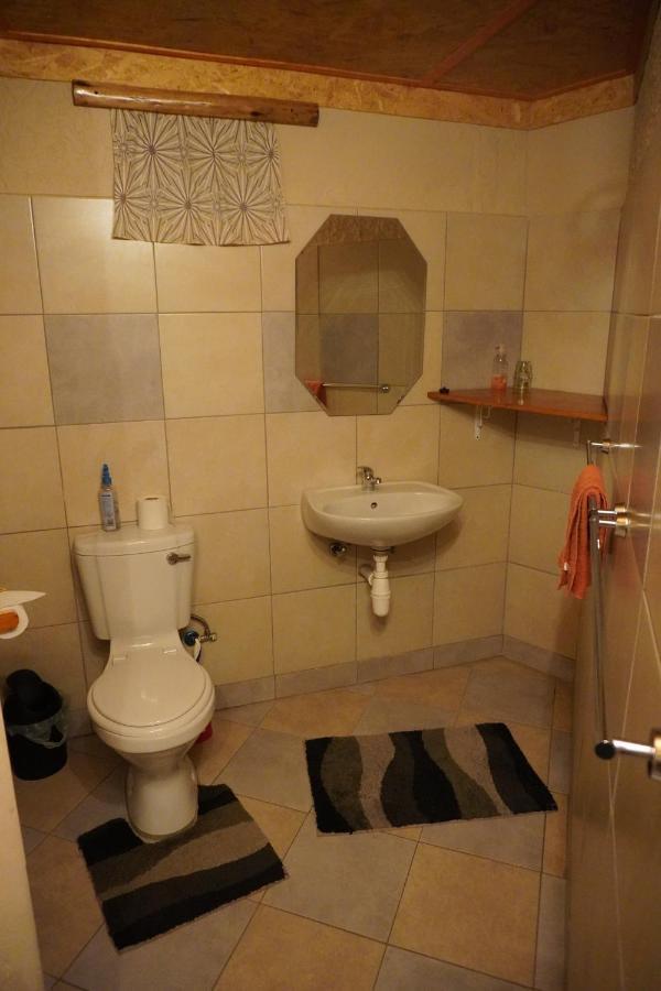 Okahandja Guesthouse Екстер'єр фото