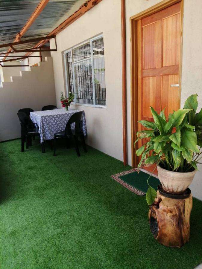 Okahandja Guesthouse Екстер'єр фото